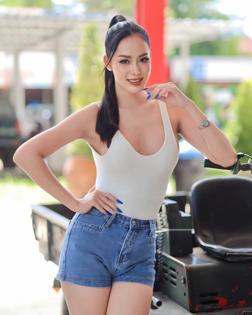 เสริมจมูก 1#984